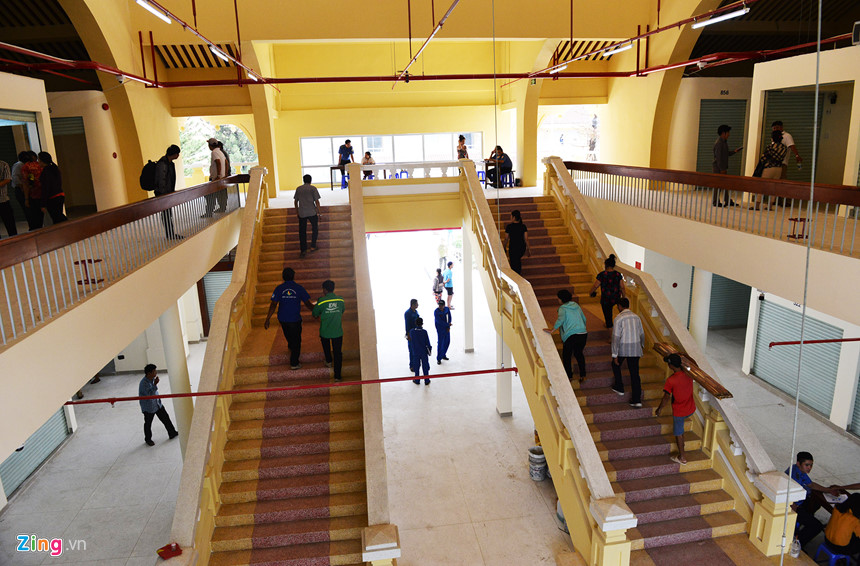 Tiểu thương trở lại ngôi chợ lớn nhất Sài Gòn sau 2 năm sửa chữa