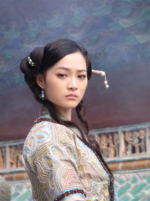 Phận đời mỹ nhân thành danh từ phim kiếm hiệp Kim Dung: Người hạnh phúc trong vòng tay đại gia, kẻ khổ đau tự tử vì tình