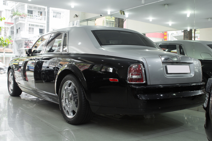 Rolls-Royce Phantom 2008 lăn bánh 10 năm, giá gần 10 tỷ đồng