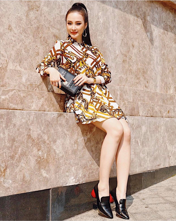 Mặc đẹp như sao Việt với gam màu hoạ tiết hợp xu hướng
