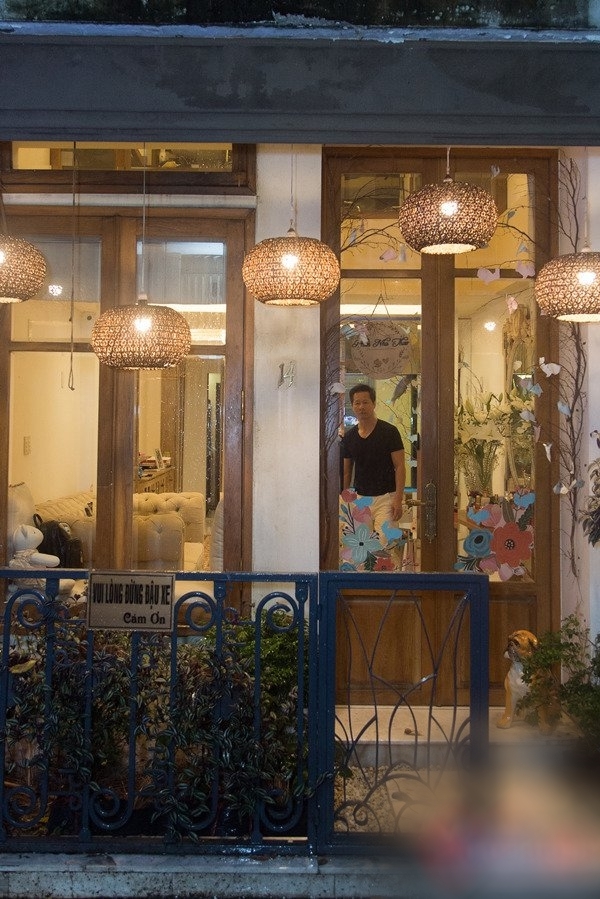 Chịu chơi như Phan Như Thảo: Mua 2 nhà đối diện nhau vì ngại đi làm xa