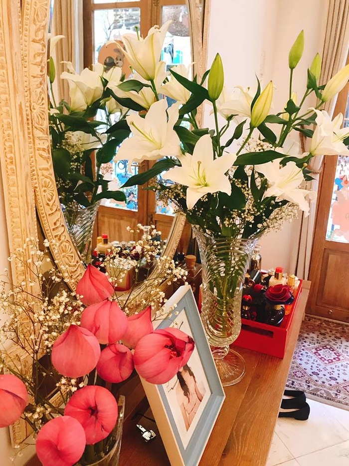 Chịu chơi như Phan Như Thảo: Mua 2 nhà đối diện nhau vì ngại đi làm xa