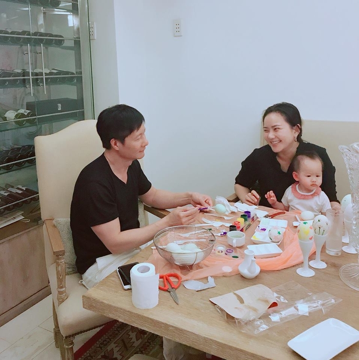 Chịu chơi như Phan Như Thảo: Mua 2 nhà đối diện nhau vì ngại đi làm xa