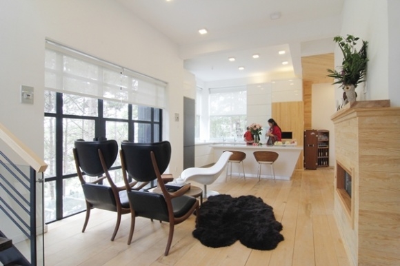 Chịu chơi như Phan Như Thảo: Mua 2 nhà đối diện nhau vì ngại đi làm xa