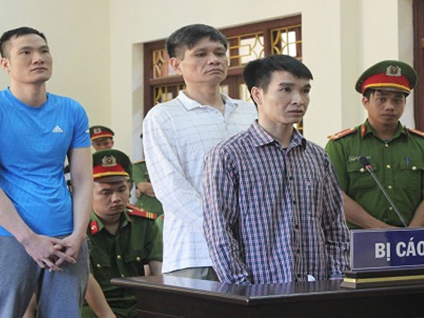 Thuê nửa tỷ đồng để bắn chết giám đốc doanh nghiệp, 2 bị cáo lĩnh án tử