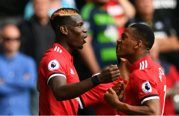 Góp công lớn giúp M.U rối như canh hẹ, nhưng lần này Pogba đã làm được điều khiến Fan ấm lòng