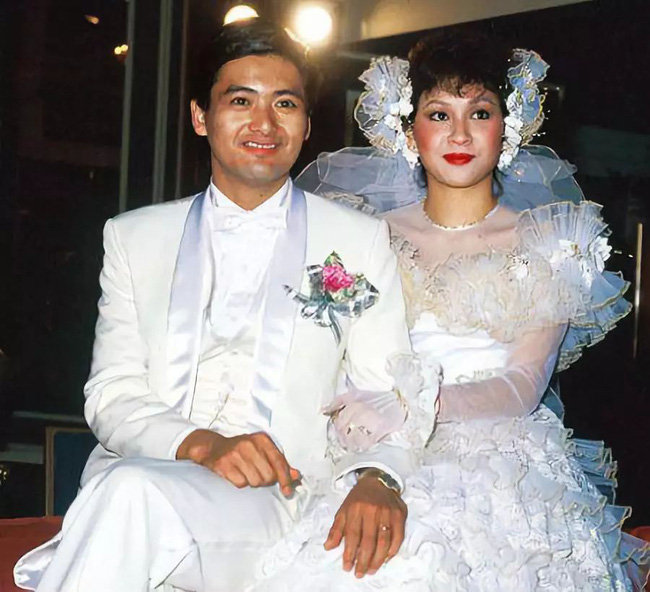 Châu Nhuận Phát - chàng Hứa Văn Cường lừng danh của Máu nhuộm Bến Thượng Hải: Ngôi sao chung tình bên người vợ kém sắc và không thể sinh con