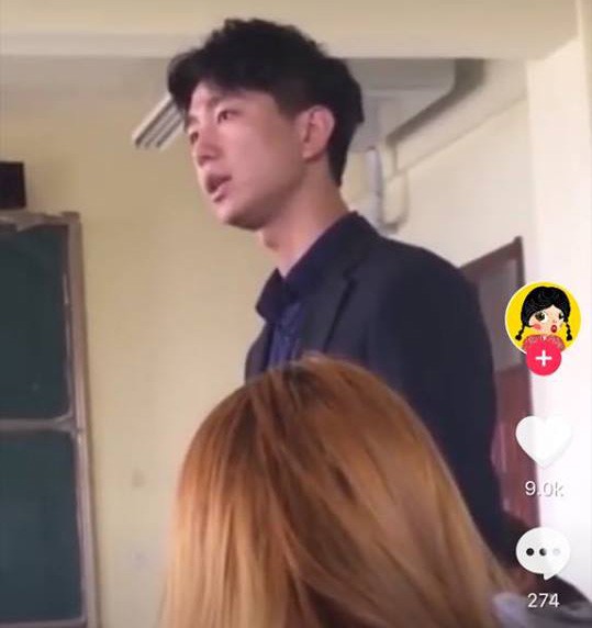 Giảng viên luật điển trai chứng minh Hà Dĩ Thâm của chị em là có thật