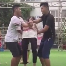 Giới trẻ Việt bất chấp nguy hiểm tham gia thử thách lộn người