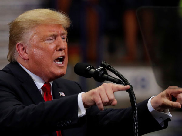 TT Trump gây sốc với quảng cáo phân biệt chủng tộc trước bầu cử