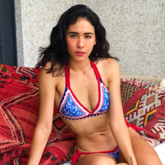 Vẻ ngoài nóng bỏng, cá tính của 3 chị em là con lai Pháp