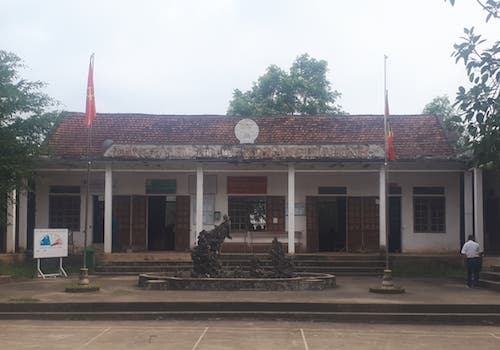 Đấm trưởng công an xã, phó bí thư bị cảnh cáo