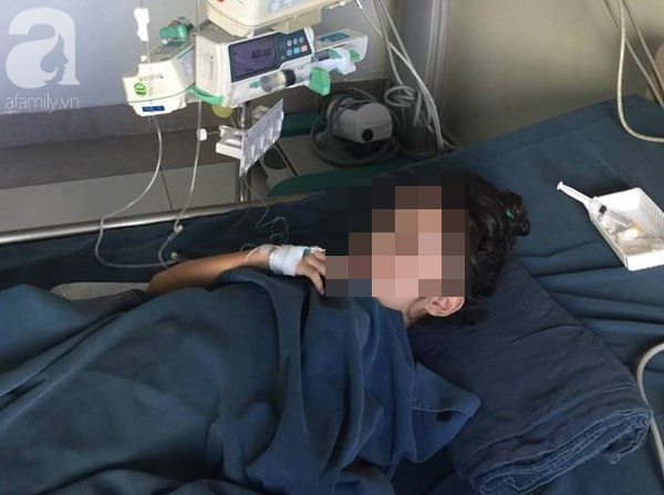 Mẹ bỏ thuốc diệt cỏ vào sữa cho 2 con uống: Rớt nước mắt cảnh chị chào em lần cuối trước khi em ra đi