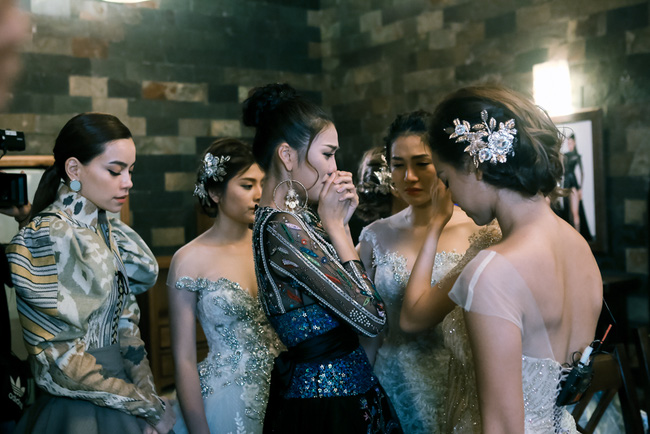 The Face Vietnam 2018: The Bè Lũ chính thức tan rã, Minh Hằng bị nói mượn kịch bản của Lan Khuê khi bỏ về