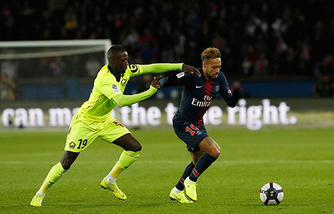 PSG 2-1 Lille: PSG lập kỷ lục 12 chiến thắng liên tiếp