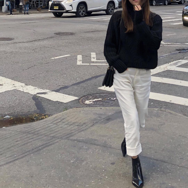 Đáng đầu tư nhất trong tủ đồ thu đông năm nay của nàng công sở chính là ankle boots!