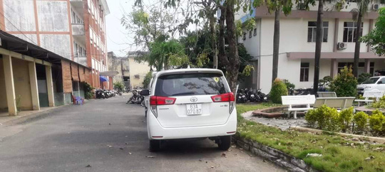 Xác định tài xế gây tai nạn rồi chở nạn nhân vào đường vắng, đạp xuống xe