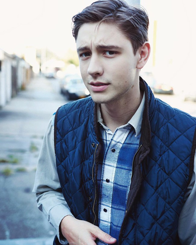 Soái Tây có gương mặt đạt tỉ lệ chuẩn, đẹp như tượng tạc