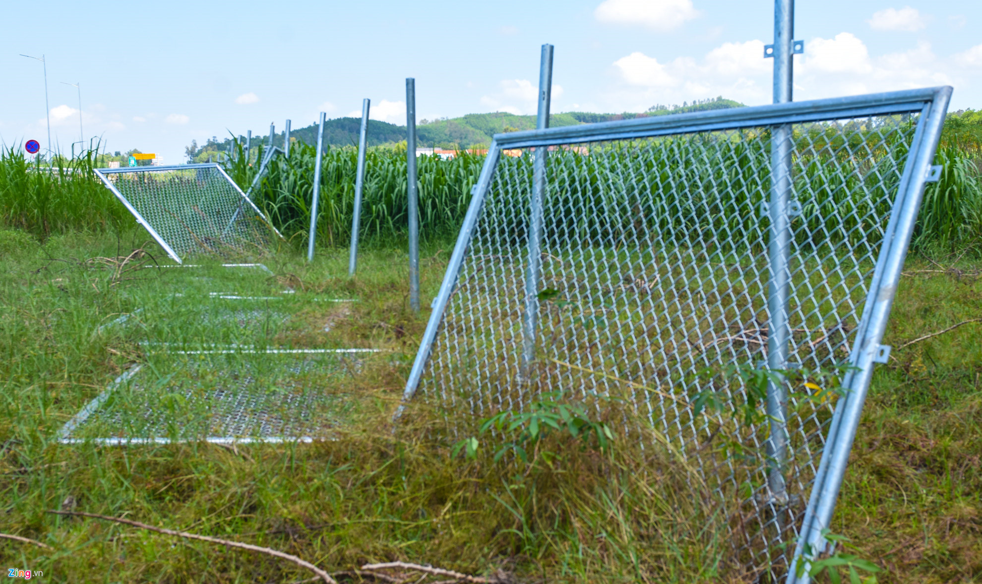 Video ảnh: Dân khốn khổ vì nhà thầu cao tốc 34.500 tỷ chậm khắc phục đường