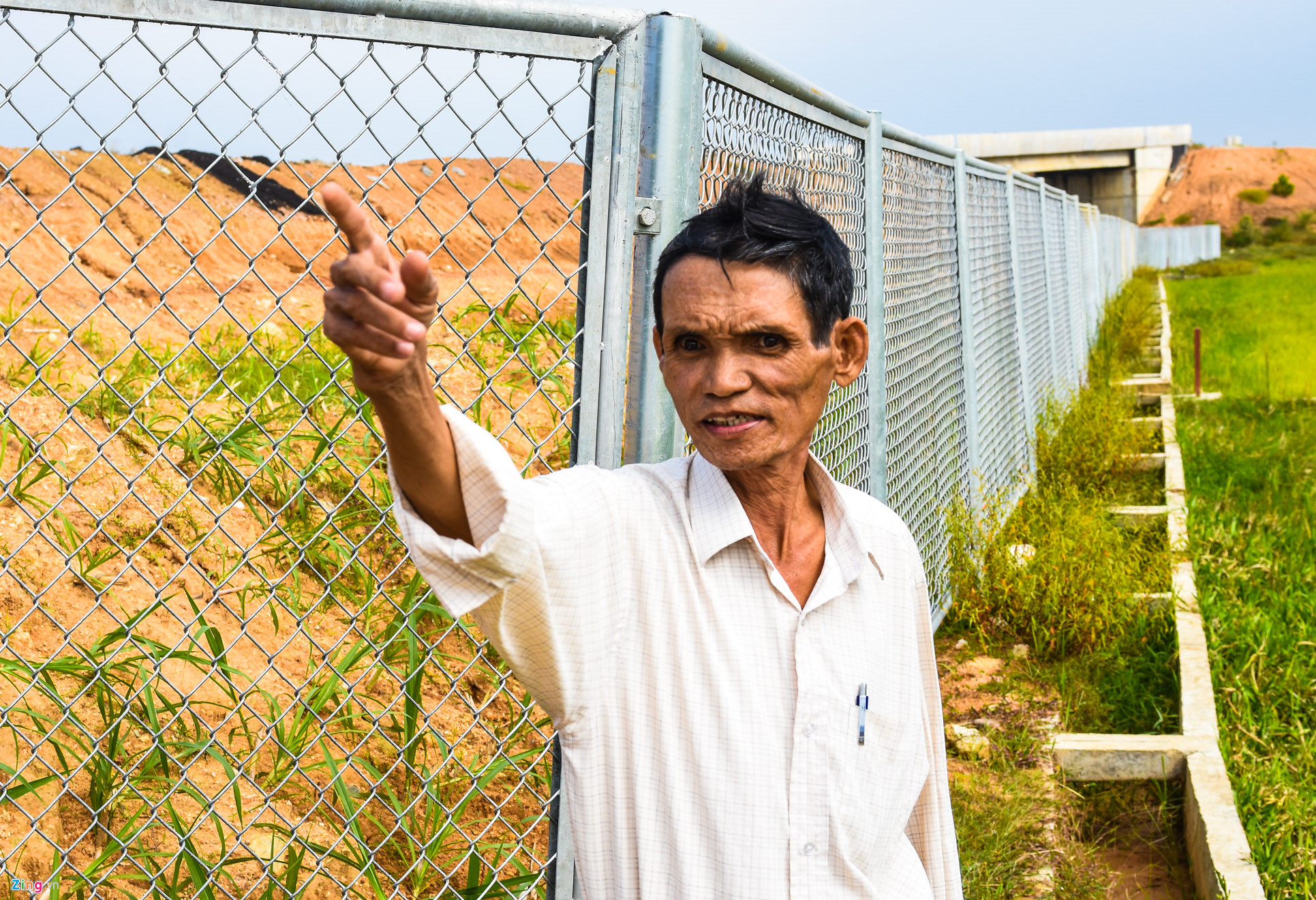 Video ảnh: Dân khốn khổ vì nhà thầu cao tốc 34.500 tỷ chậm khắc phục đường