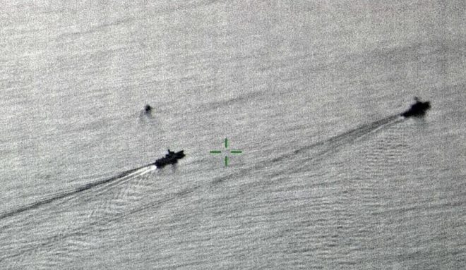 Công bố video tàu TQ áp sát nguy hiểm tàu chiến Mỹ ở Biển Đông