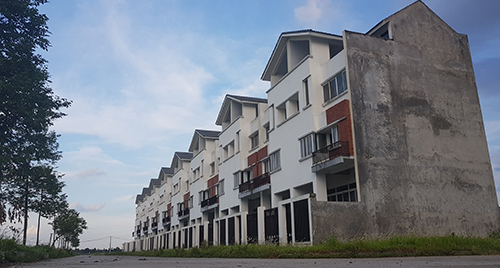 Dự án chưa mở bán, sàn địa ốc đã dụ khách đặt cọc cả trăm triệu đồng