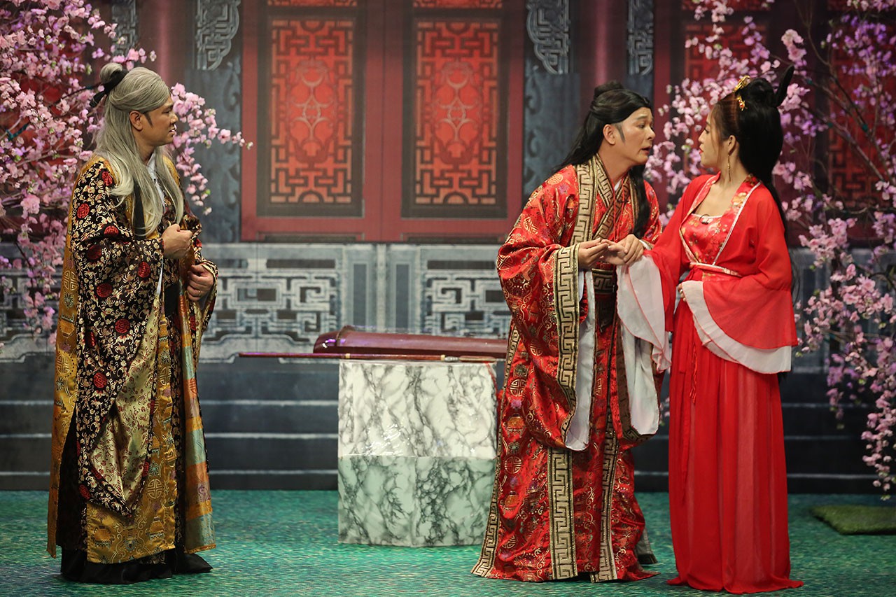 Ơn giời: Anh Tú sượng mặt khi bị Trấn Thành, Puka nhắc tên người tình tin đồn Nam Thư