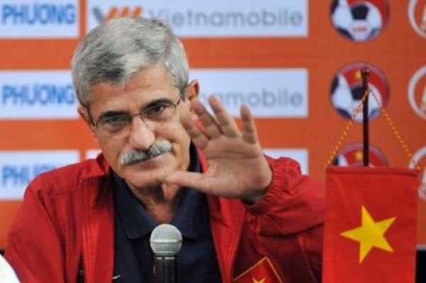 Cựu tiền đạo Việt Thắng: Họ từng chửi mẹ tôi là giáo viên mà không biết dạy con