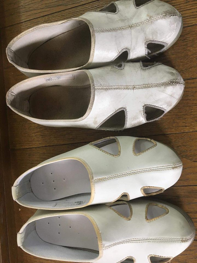 Nỗi khiếp đảm mang tên bạn cùng phòng đẹp trai ở bẩn: Quần áo không bao giờ giặt, ra ngoài xịt nước hoa thơm lừng