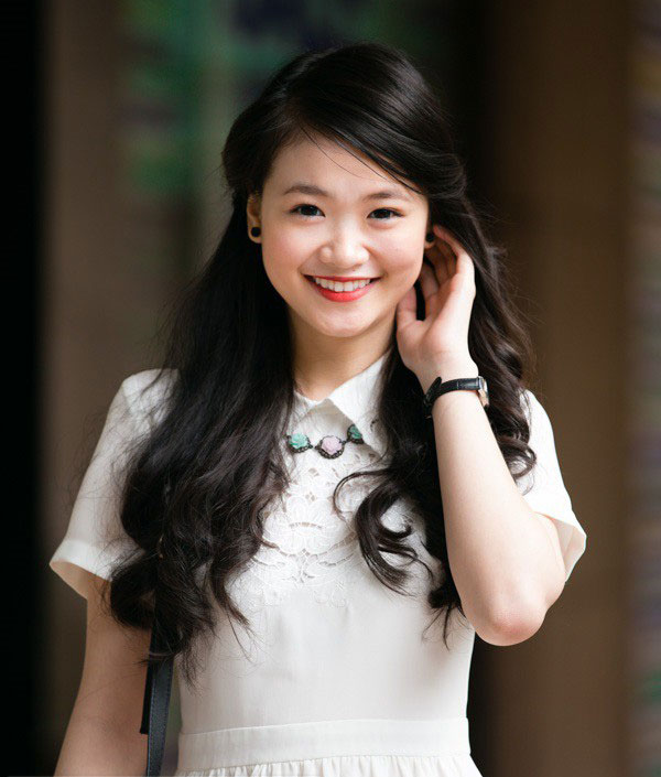 Chuyện đó có ai ngờ: Tân Hoa hậu trái đất là em gái kết nghĩa của Ngọc Trinh