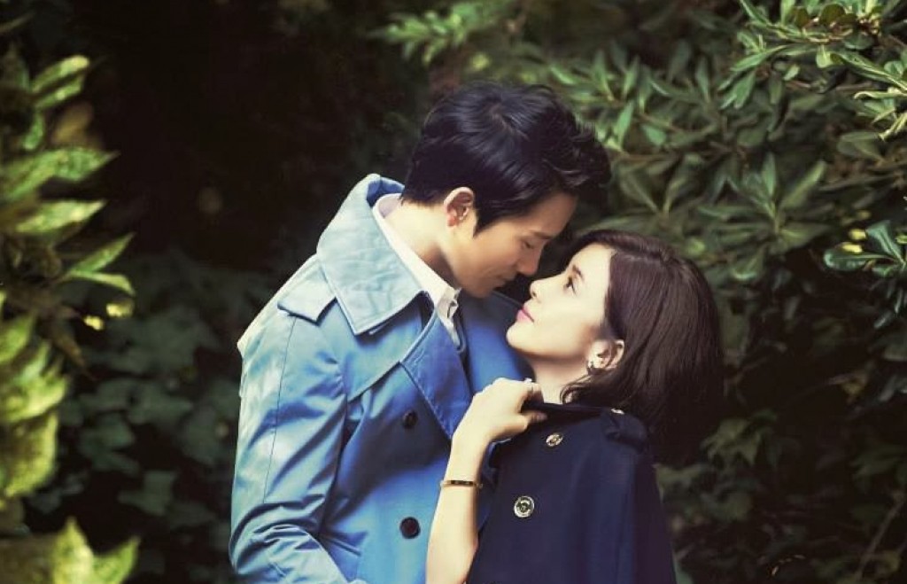 Chuyện thành đôi thú vị của 9 cặp đôi Kbiz: Song Joong Ki là fanboy thành công, mỹ nhân số 7 may mắn gặp tỷ phú