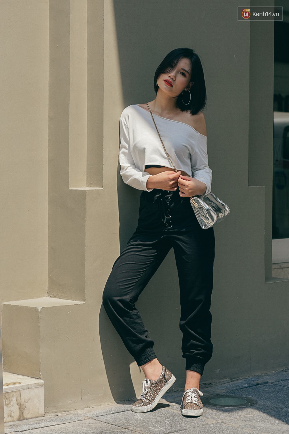 Street style 2 miền: miền Nam phá cách, miền Bắc điểm danh toàn công thức đơn giản mà hot hit đợt này