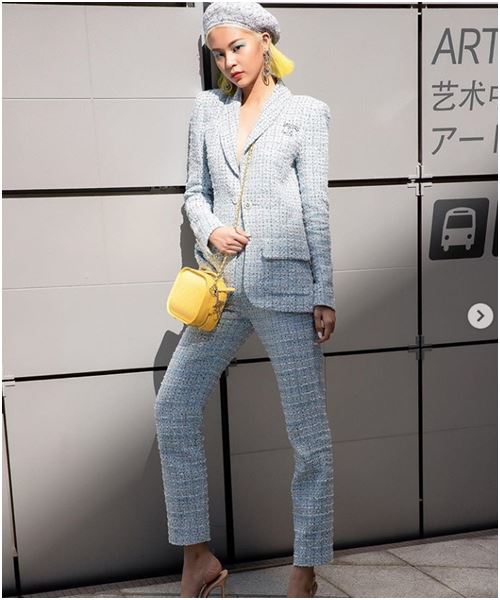 Suit: Món đồ quyền lực mới của các cô nàng công sở