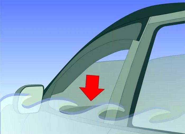 Từ vụ ô tô lao xuống sông Hồng: Những kỹ năng thoát hiểm dưới nước tài xế cần biết