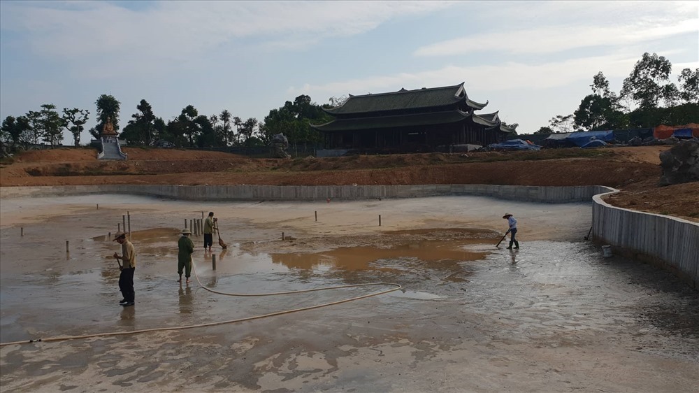 Gia thế khủng của người phụ nữ gom đất trong vụ biệt phủ xây chui ở Phú Thọ