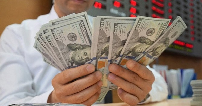 Giá USD tăng nhẹ