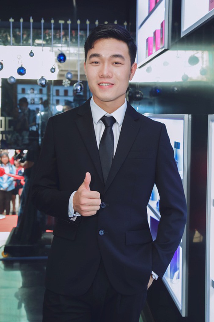 Hà Anh Tuấn tiết lộ nhận được bức thư bất thường của một tuyển thủ quốc gia, Công Phượng và Xuân Trường lọt tầm ngắm