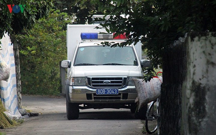 Vụ kẻ nhiễm HIV xâm hại bé gái: Bị cáo than ốm yếu không đến tòa