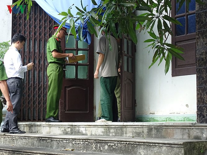 Vụ kẻ nhiễm HIV xâm hại bé gái: Bị cáo than ốm yếu không đến tòa