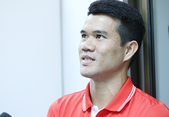 Cả đội tuyển Lào đều phải làm thêm nghề để kiếm sống