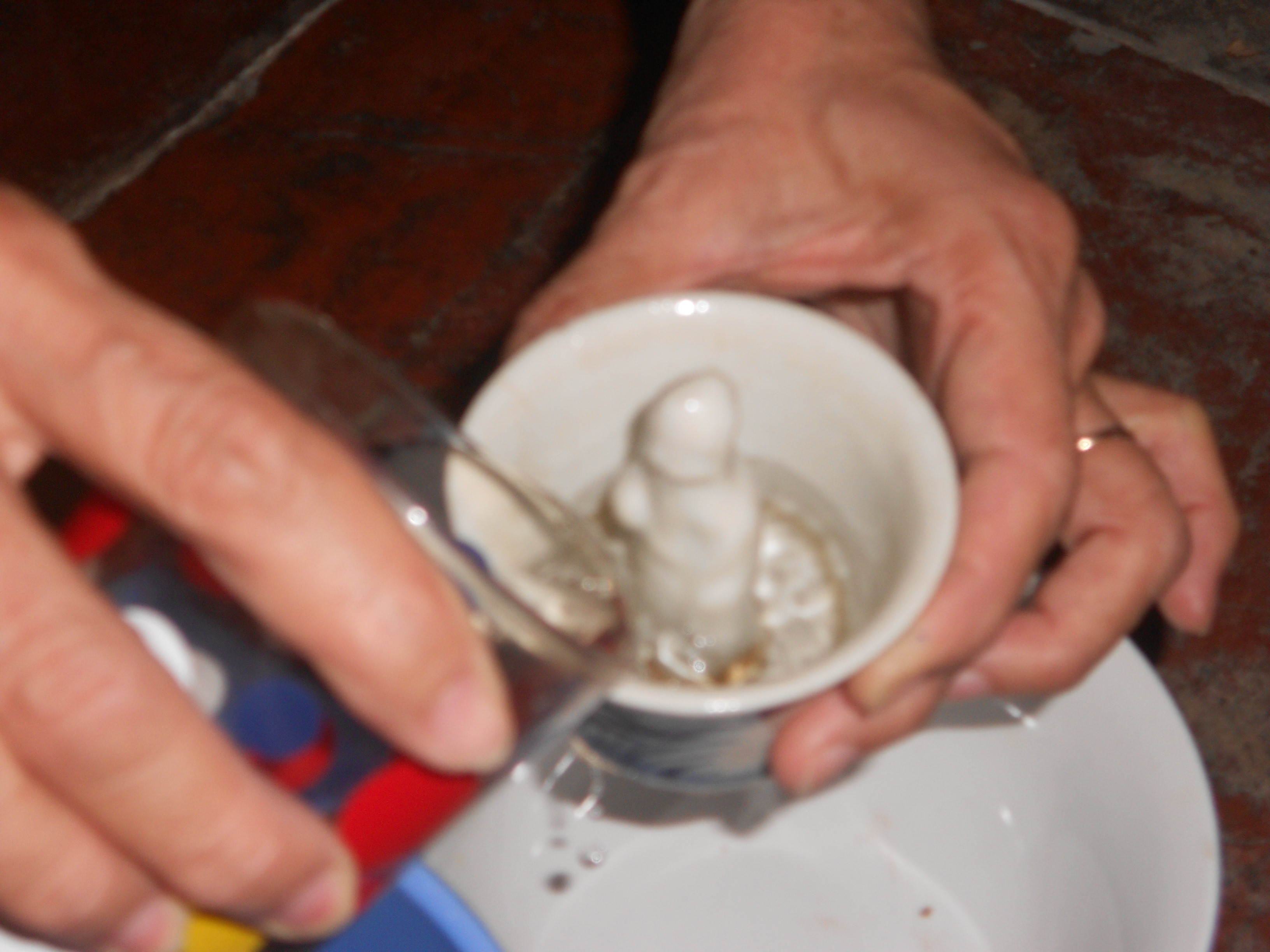 Chuyện ly kỳ về chiếc chén tám phần cổ nhất Việt Nam