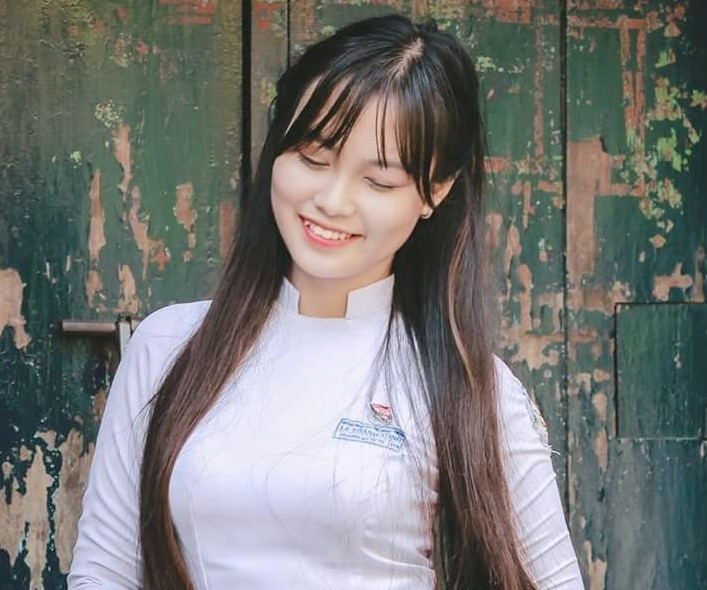 Vẻ đẹp của 10 cô gái Huế vào bán kết Hoa khôi Sinh viên Việt Nam 2018