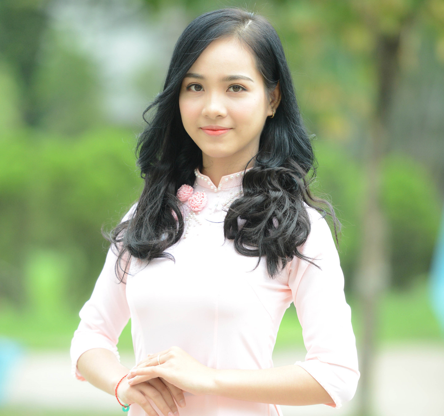 Vẻ đẹp của 10 cô gái Huế vào bán kết Hoa khôi Sinh viên Việt Nam 2018