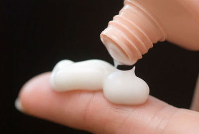 Có thuốc trị hẹp bao quy đầu?