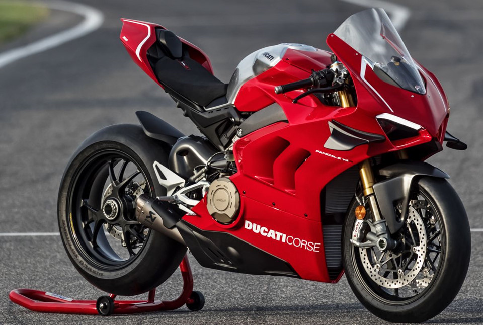 Panigale V4 R - siêu môtô mạnh nhất của Ducati sở hữu cánh gió