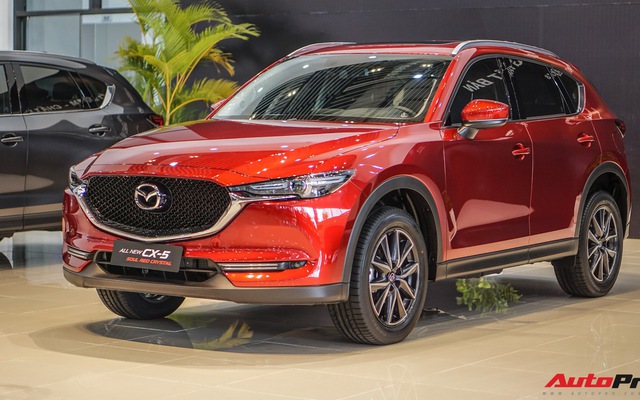 THACO chốt giá loạt xe Mazda màu mới: Đỏ tăng tới 8 triệu, xám và trắng tăng 4 triệu đồng THACO chốt giá loạt xe Mazda màu mới: Đỏ tăng tới 8 triệu, xám và trắng tăng 4 triệu đồng