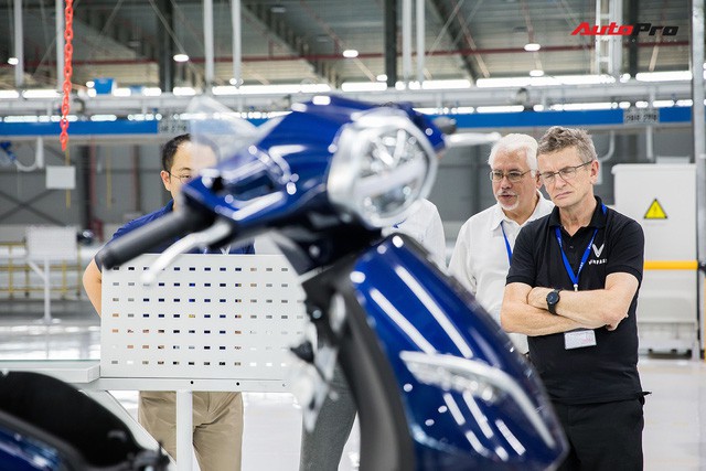 Nếu chưa hài lòng về Klara, VinFast còn tung ra các siêu phẩm xe máy điện thông minh khác, rẻ hơn có mà đắt hơn cũng có