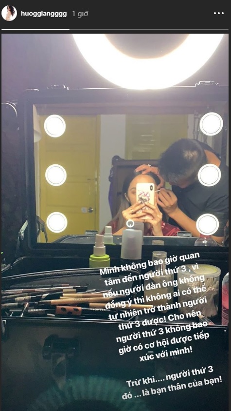 Hương Giang Idol bất ngờ đăng status ám chỉ người thứ ba là bạn thân