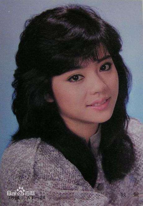 MC Đài Loan nhận gạch đá vì hả hê kể chuyện đánh đập, bắt nạt Lam Khiết Anh trong quá khứ