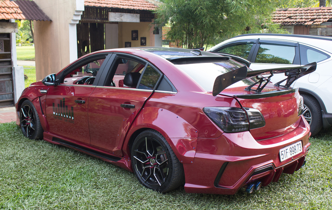 Chevrolet Cruze độ nửa tỷ đồng của dân chơi Sài Gòn